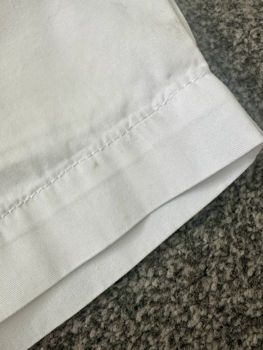 Białe krótkie spodenki / szorty H&M 110