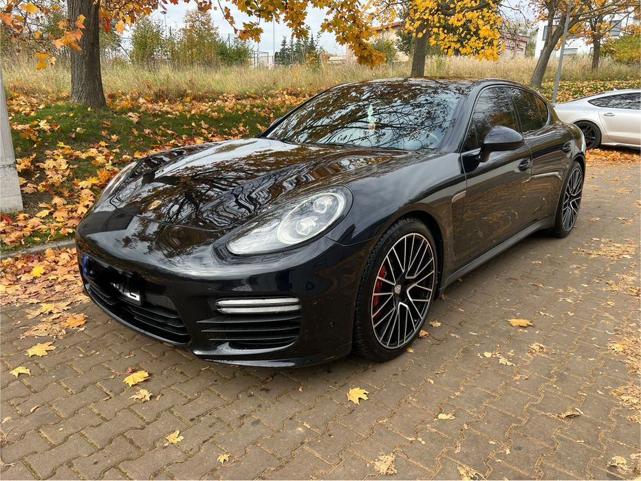 Porsche panamera GTS