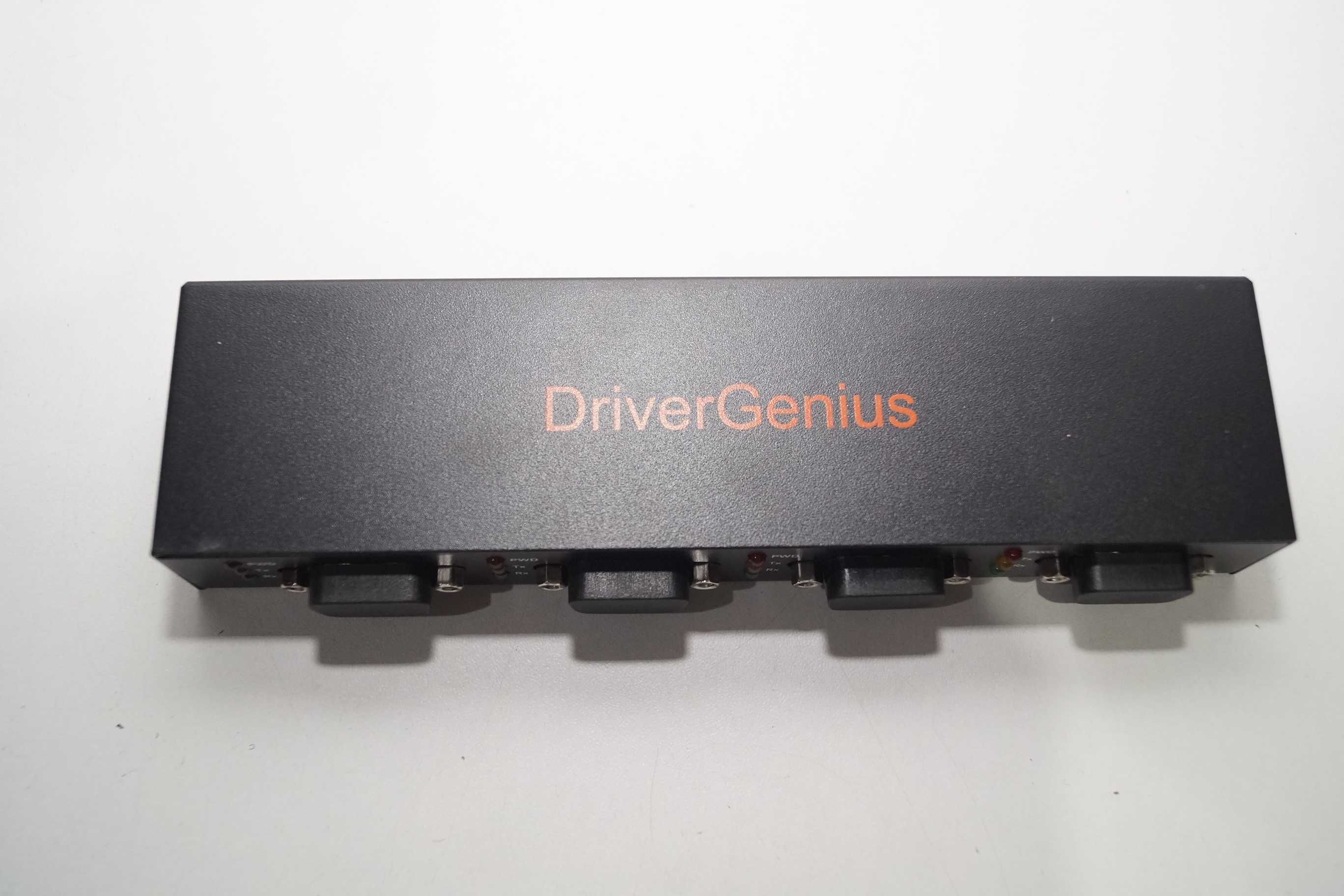 427 DriverGenius 4-portowy konwerter USB C na szeregowy RS232 DB9