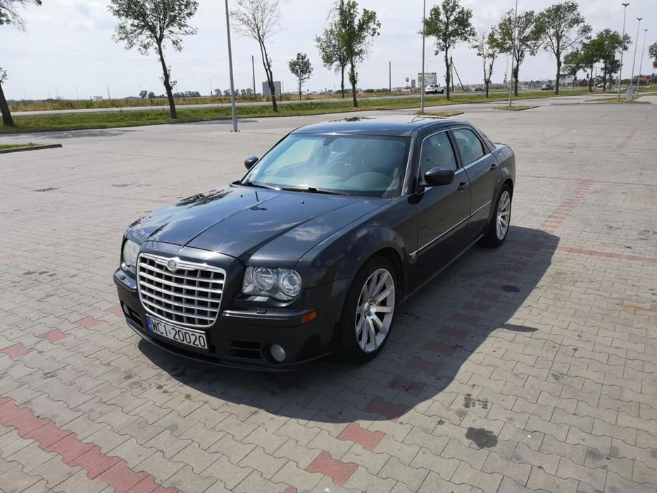 Chrysler 300C SRT8 HEMI 6.1 V8 – 431 KM – Piękny egzemplarz- Seryjny stan