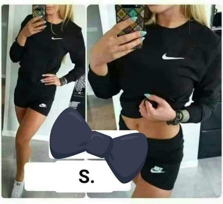 Komplety damskie sportowe