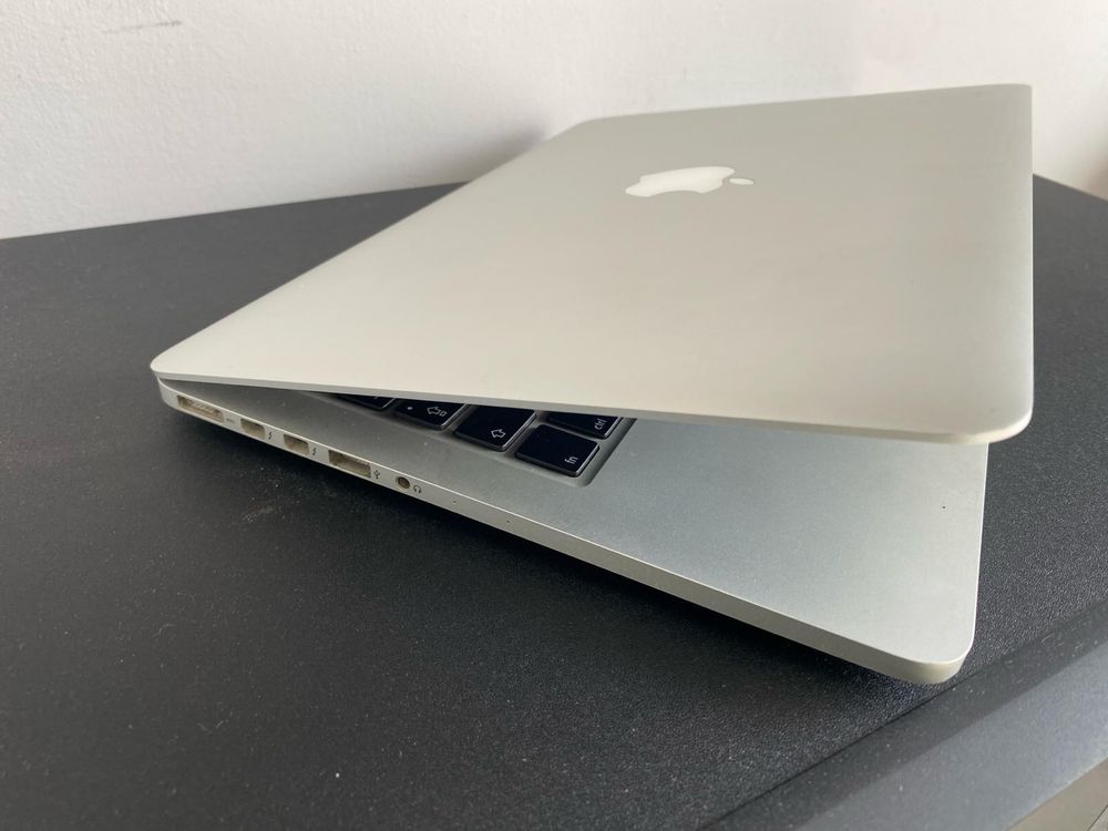 Macbook Pro 13 i5 2015