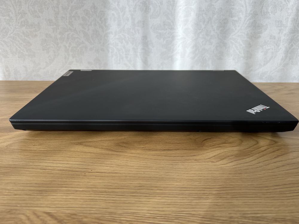 Lenovo ThinkPad T15g gen1 i7/ram16/ssd512 RTX2080 Super