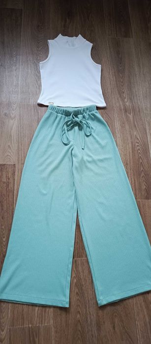 Літній одяг для дівчинки 152-164, 128- 138.