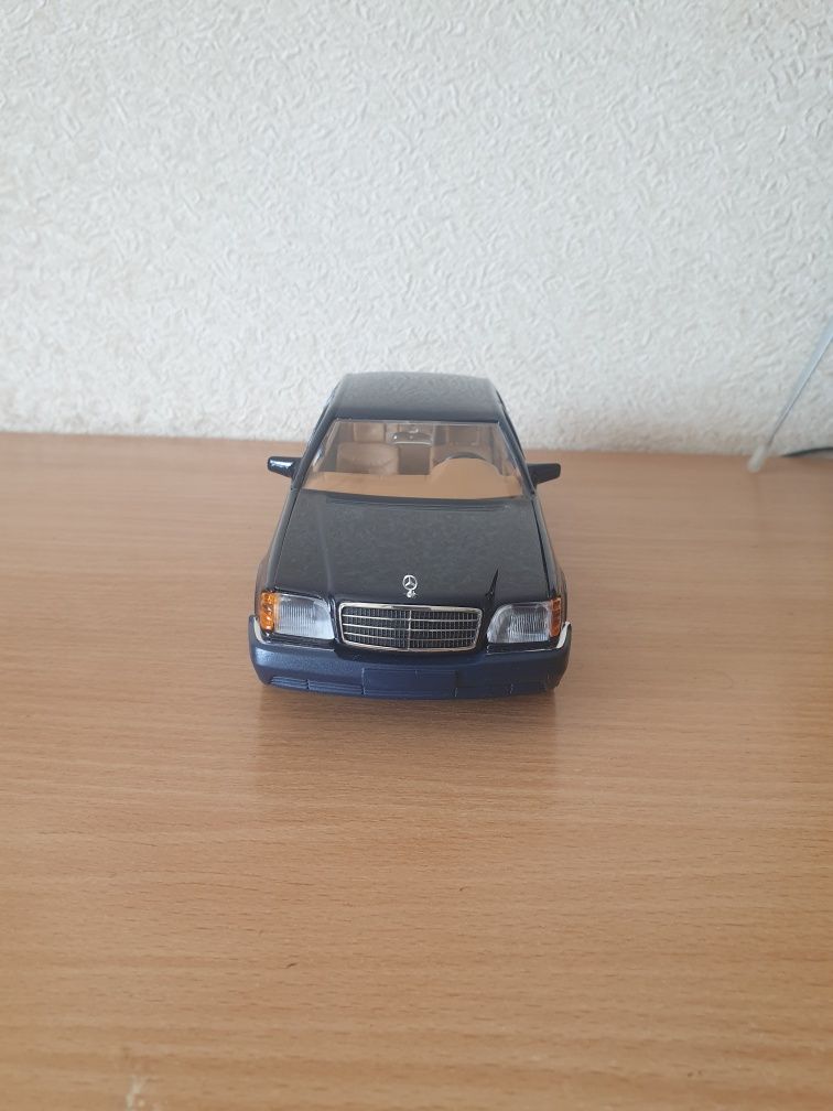 Модель schabak 1:24 mercedes 140 s600