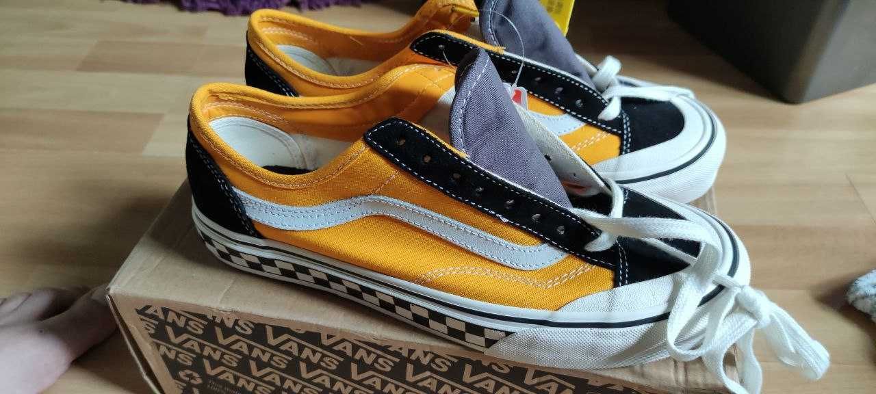 Buty VANS Style 36, rozmiar 40.5