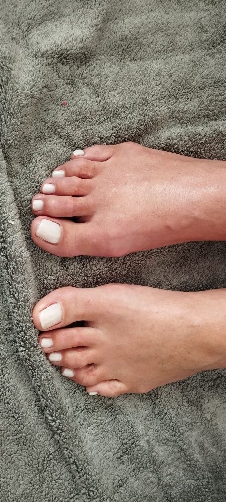 Manicure e pedicure ao domicílio