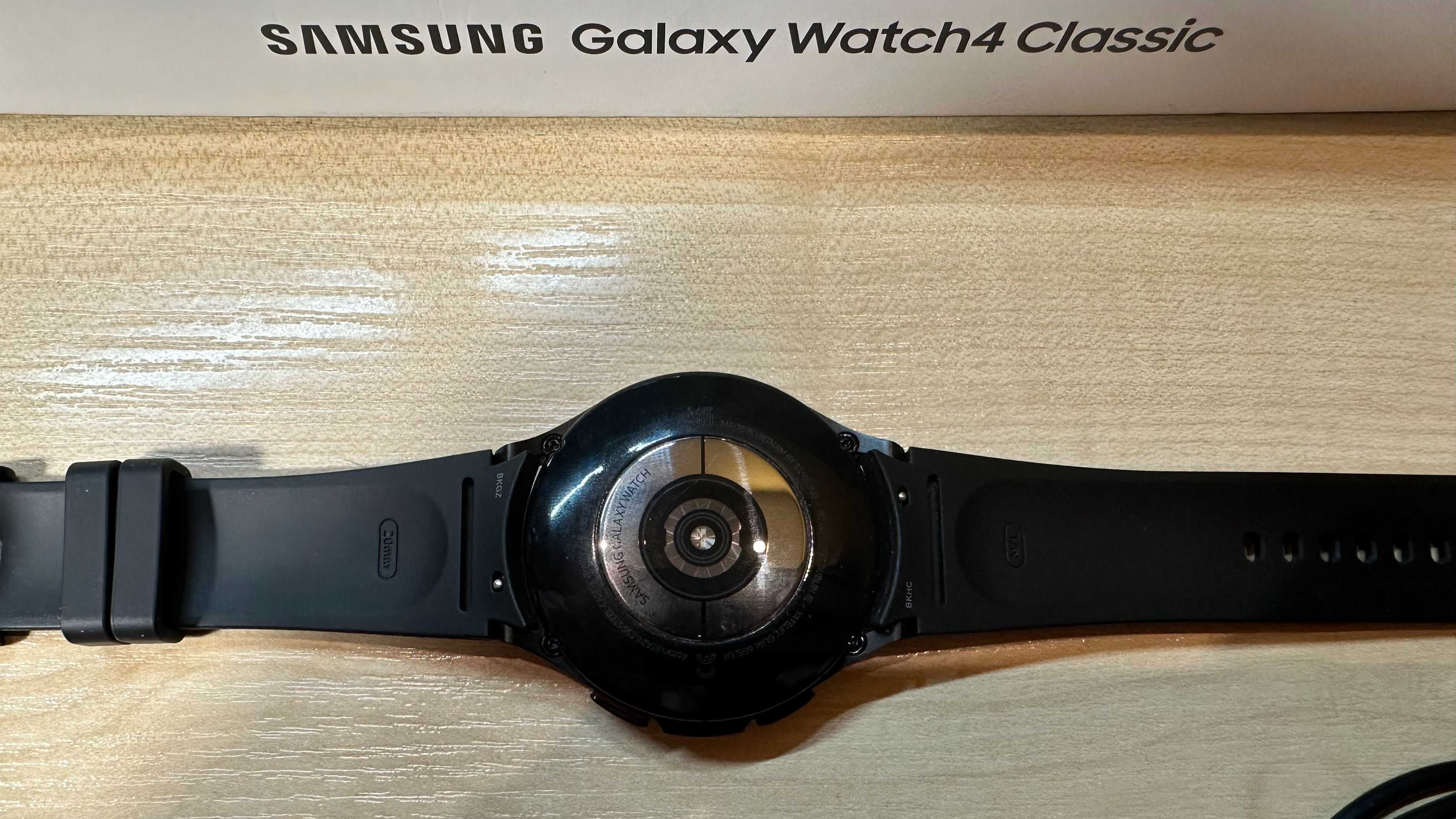 Samsung Galaxy Watch 4 Classic 46mm R890 GPS Black