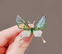 Broszka zielony motyl