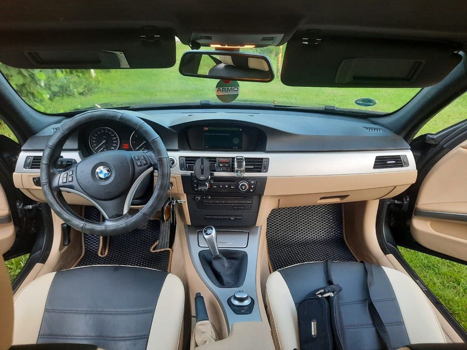 Продам  BMW 318I