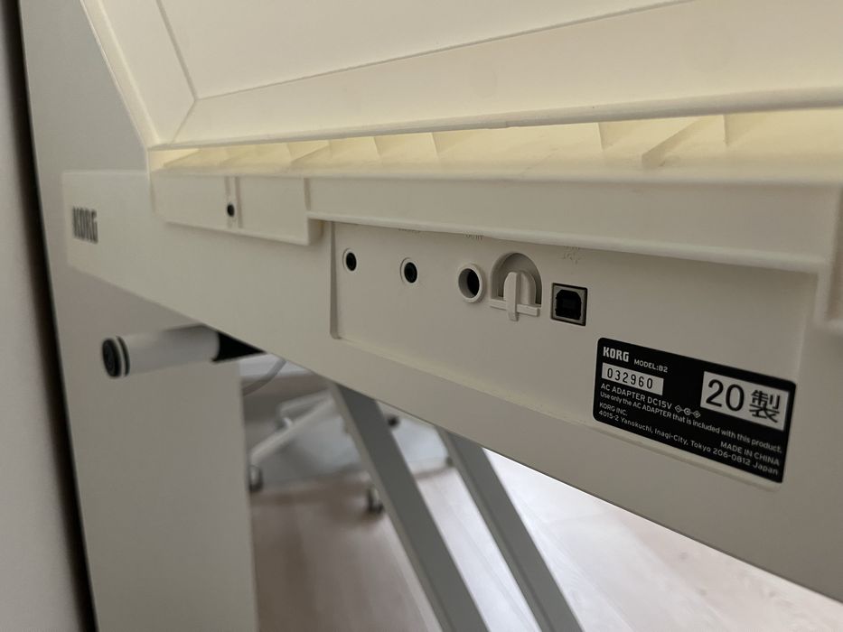Pianino cyfrowe korg b2