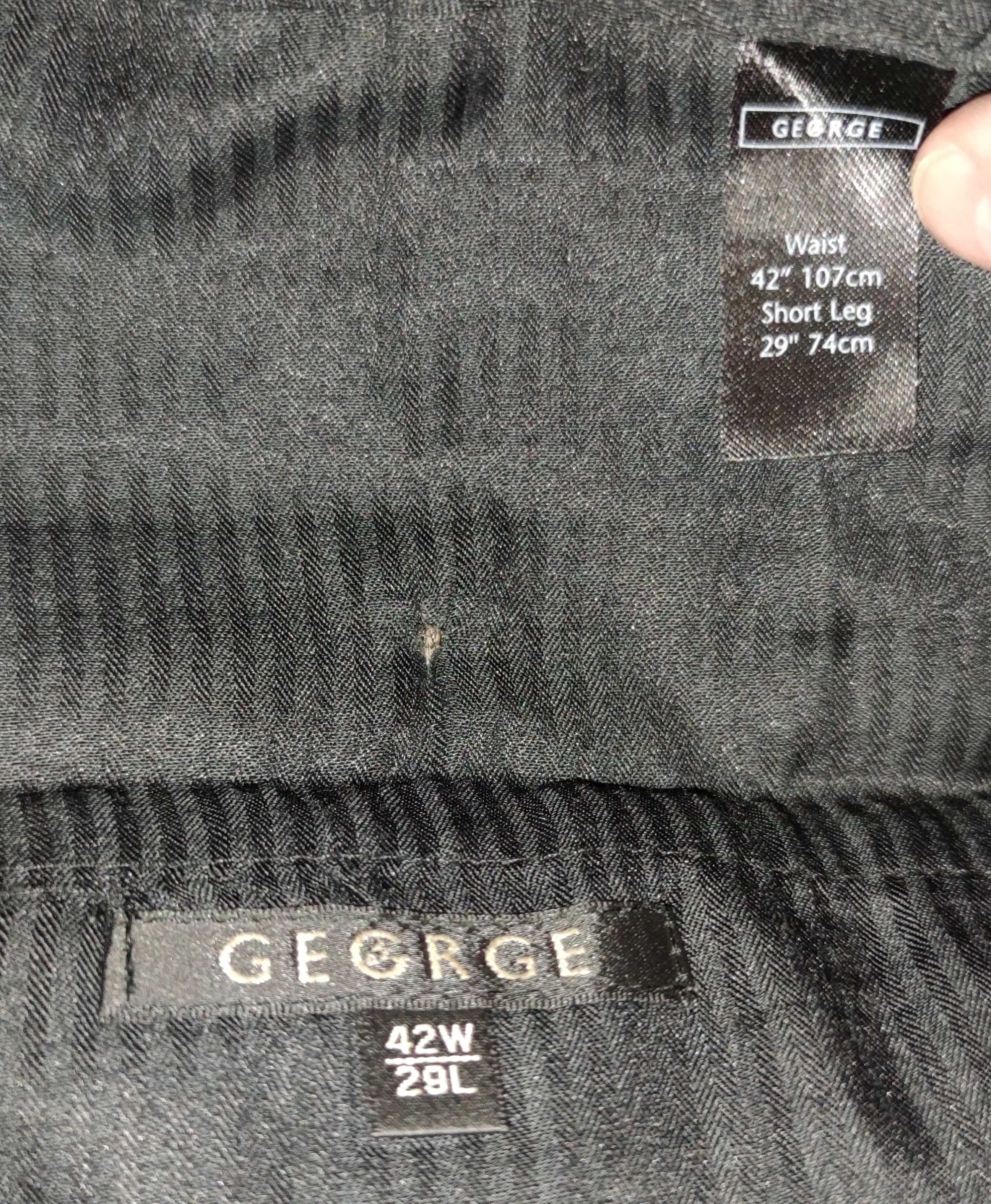 Продам джинсы новые мужские
