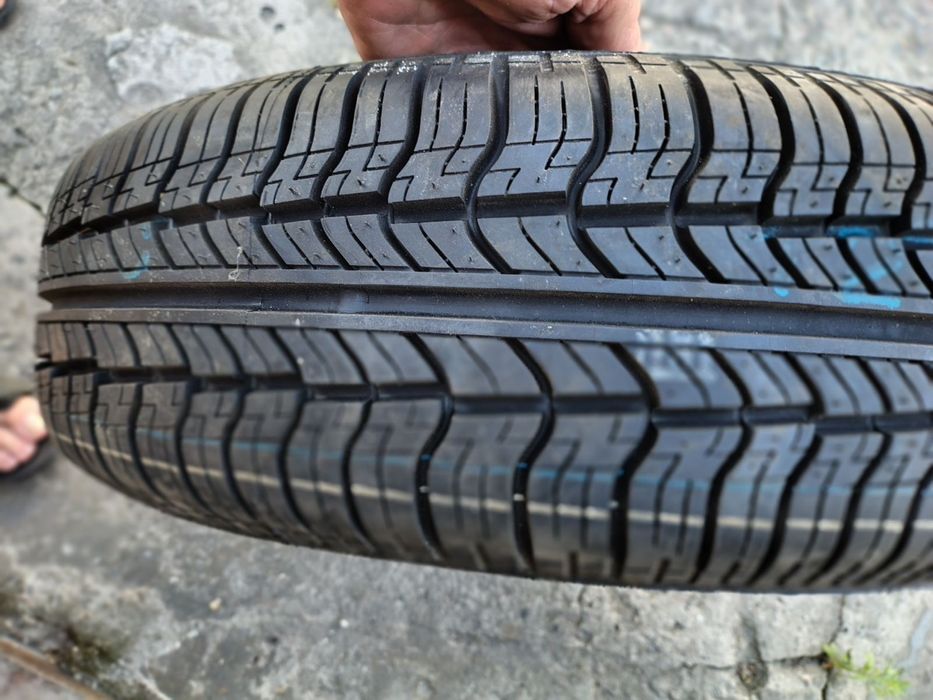 Шини.одиночки.Plrelli.p6000..185.65.14.3000.175.70.14.нові