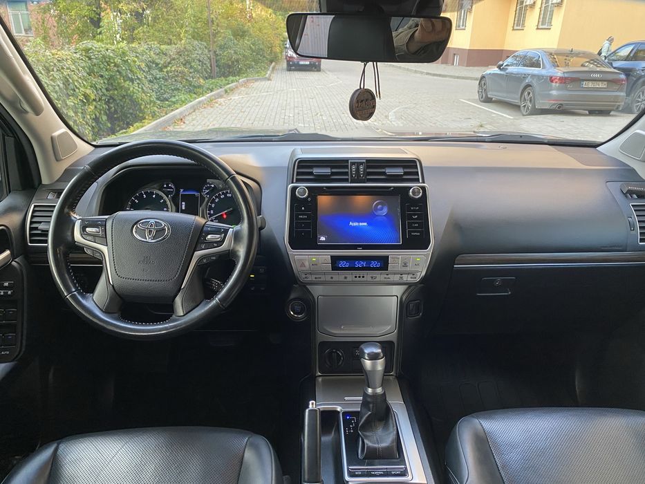 Продам Toyota Land Cruiser Prado