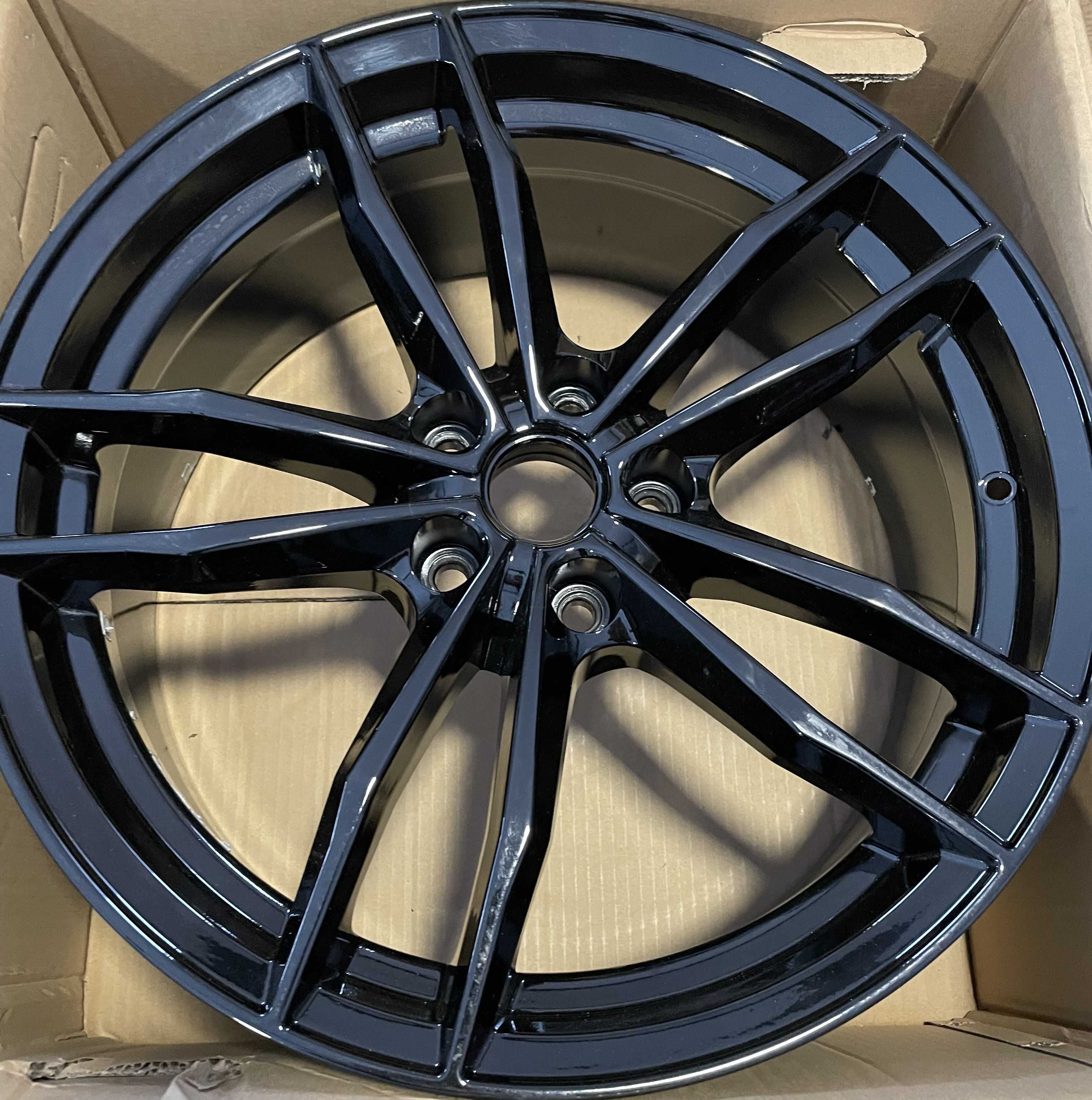 4x Felga Alu GMP Italia Swan 5x114.3 8x19 ET35 64.1 / 5074