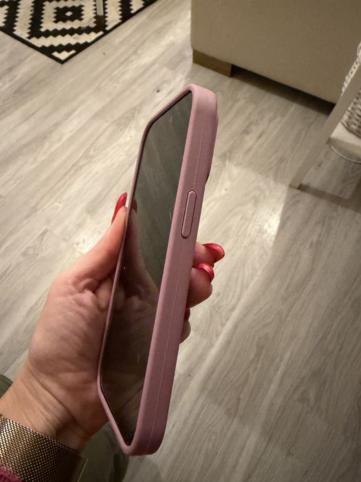 Etui do iPhone 14 pro z magsafe