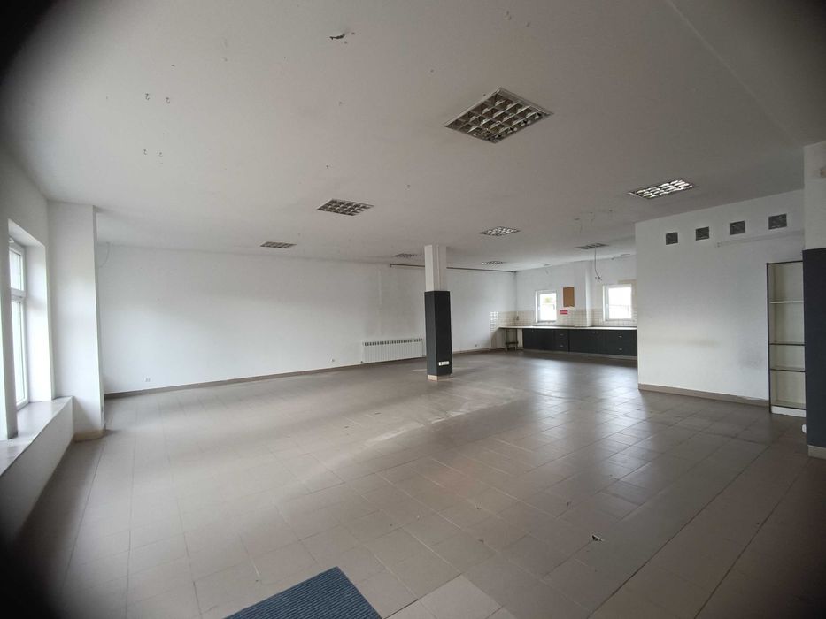 Wynajmę lokal usługowy w centrum Cycowa