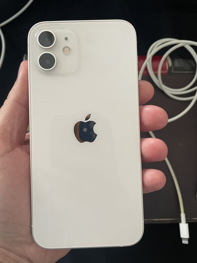 iPhone 12 branco 64Gb