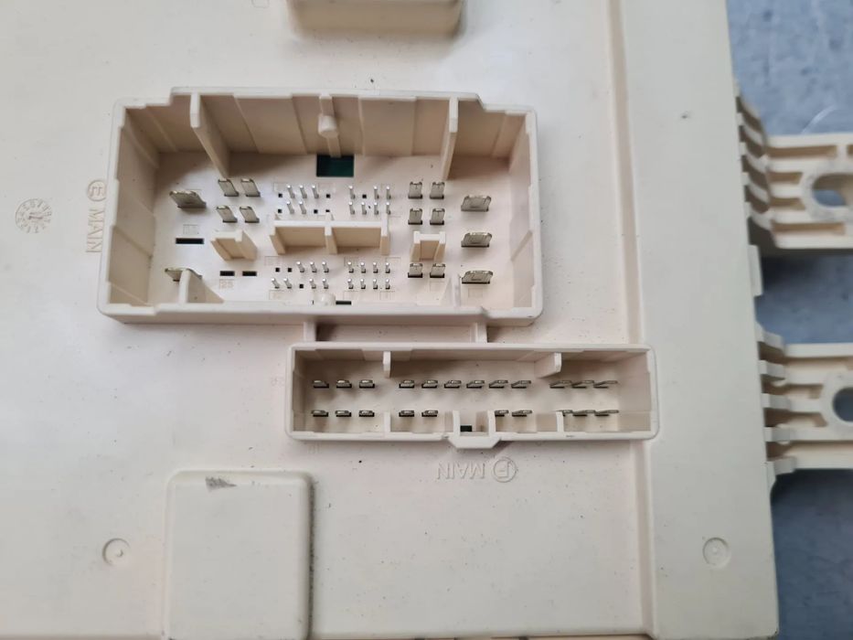 Caixa fusíveis / SAM / BSI KIA Sportage III (SL)