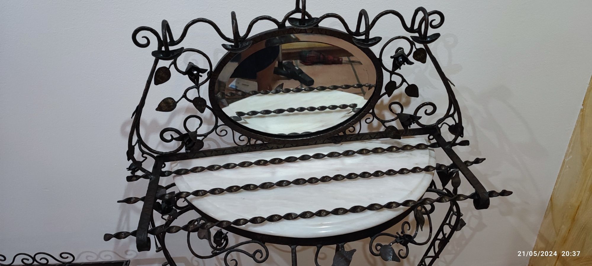 Conjunto vintage, mesa se hall bengaleiro cabide com espelho, etc. Se