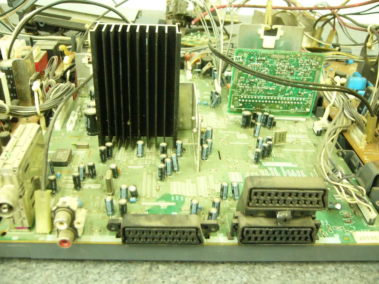 Płyta główna cała elektronika do telewizora Sony KV-32FX68K