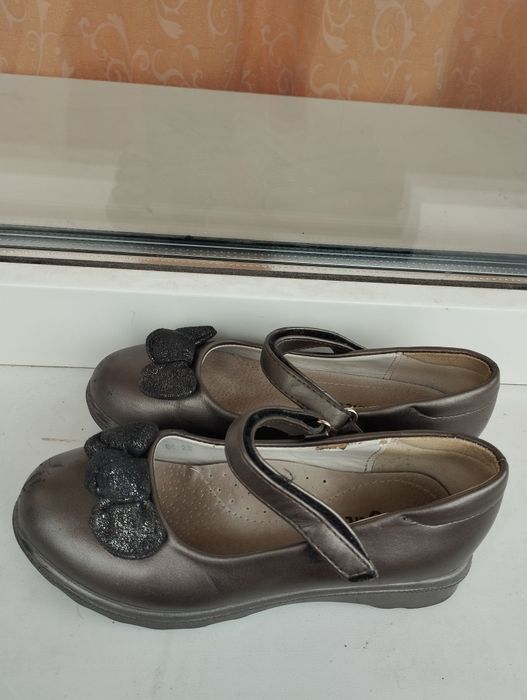 Продам туфли - босоножки