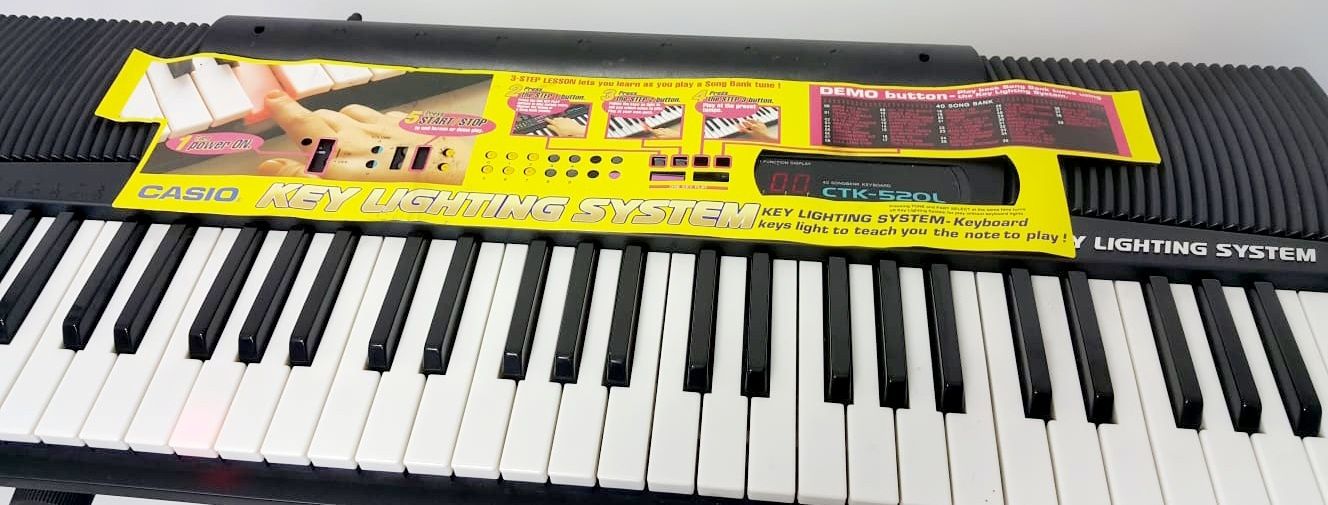 Keyboard Casio z podświetlanymi klawiszami