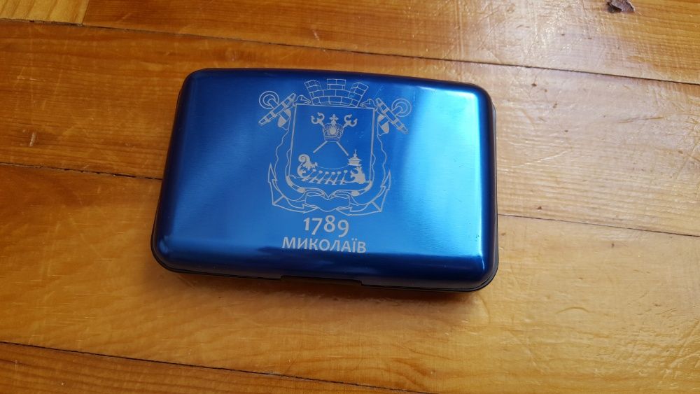 новая визитница, подарок, сувенир