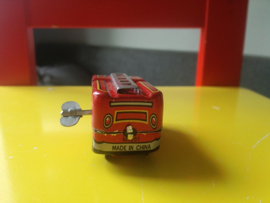 SHAN MS261 Collectible Tin Toy - Fire Chief