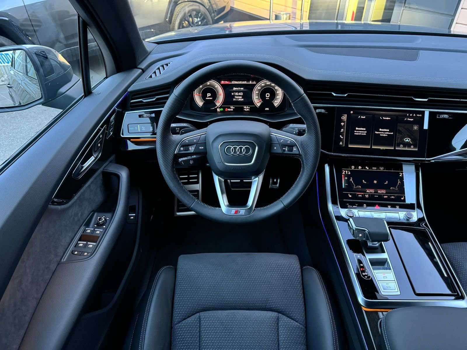 AUDI Q7 2023 50 TDI