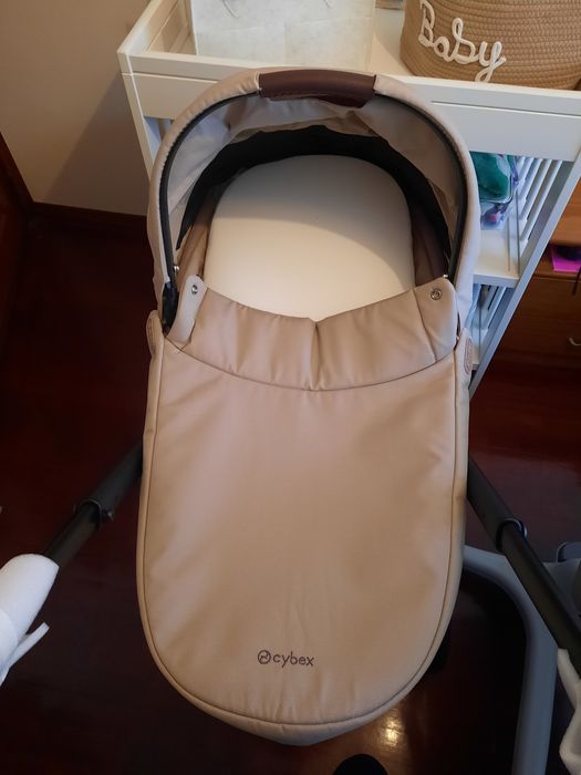 Alcofa CYBEX Gold Cot S Lux - NOVA
Cor Almond Beige