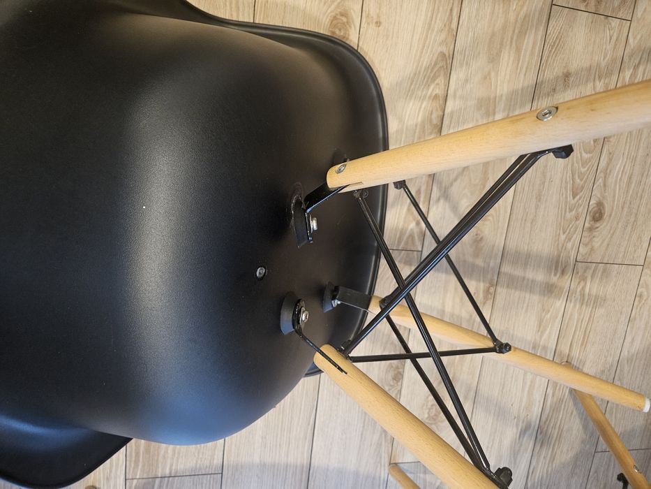 Sprzedam krzesła 4szt. za 110 zł