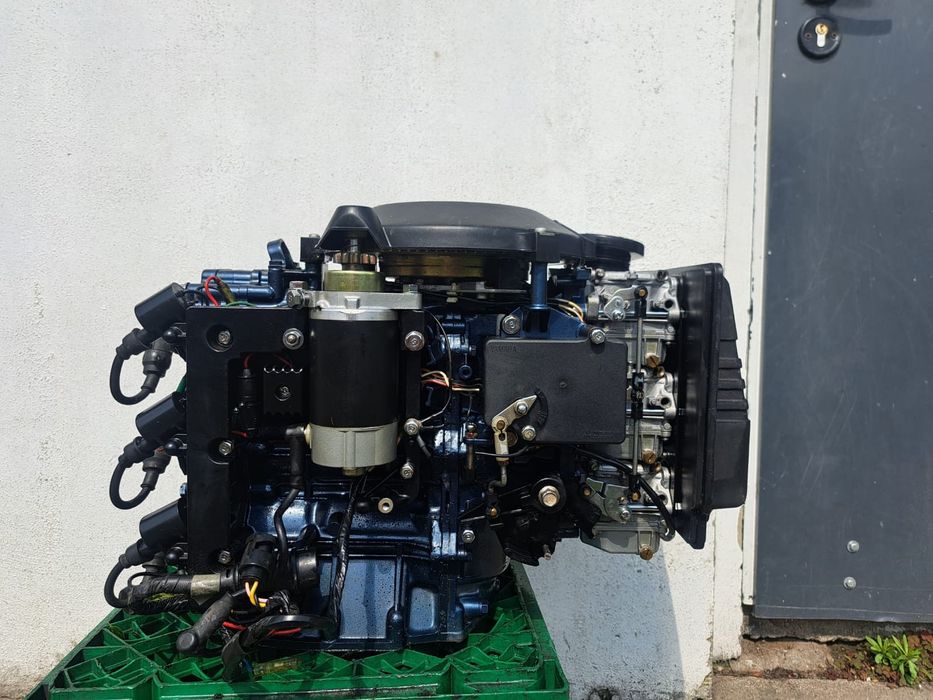 Silnik zaburtowy yamaha 40 kompletną główka stan bdb
