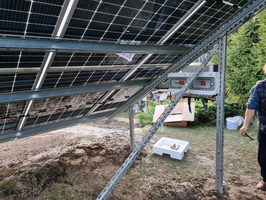 Fotowoltaika panele fotowoltaiczne Jinko 580W bifacial inwerter Deye