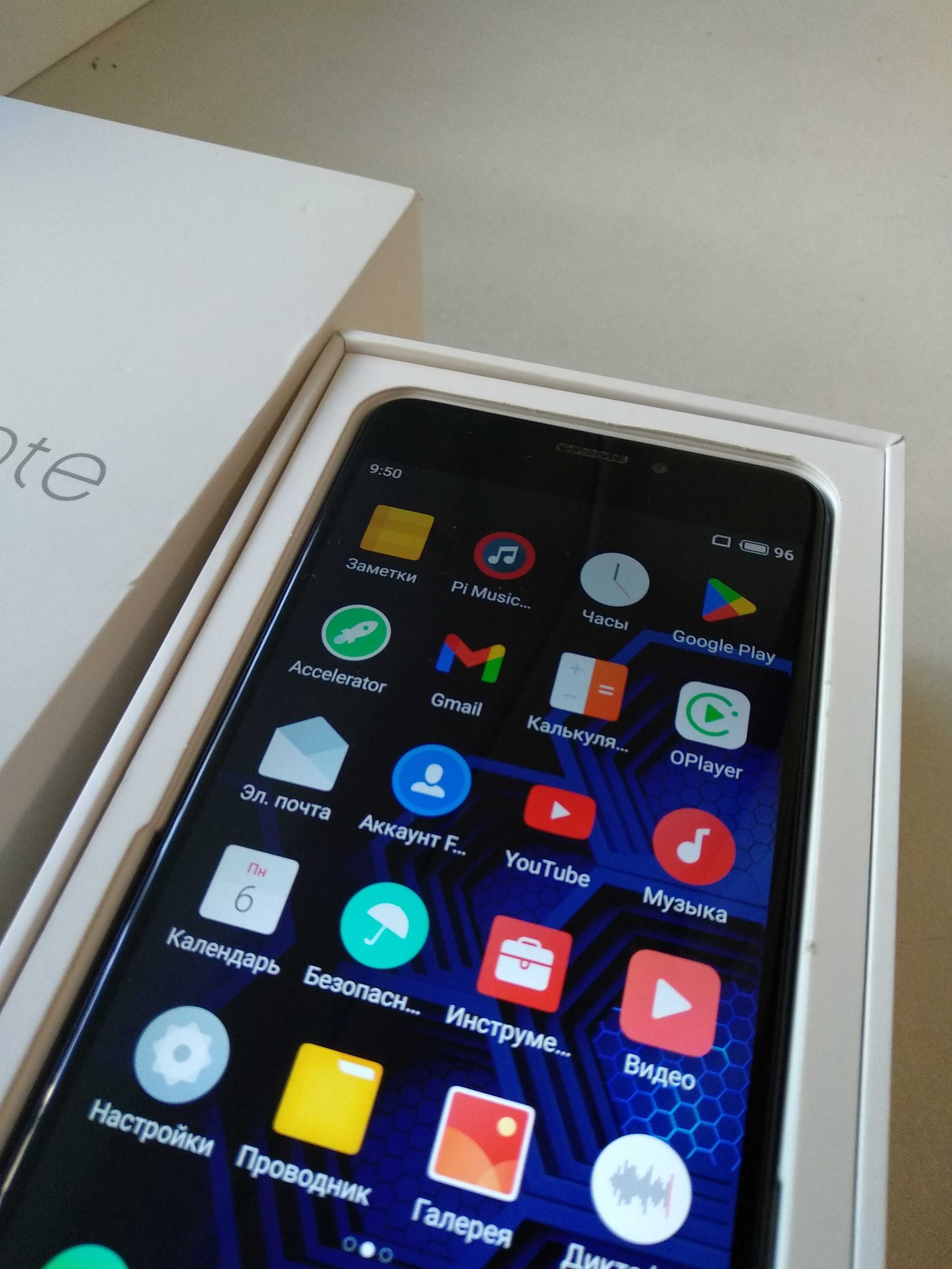 Телефон Meizu M5 Note.