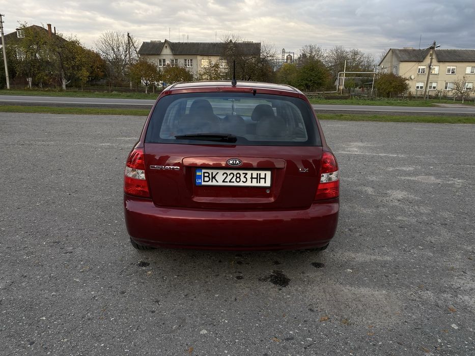 Kia Cerato 2006, 1.6 MT