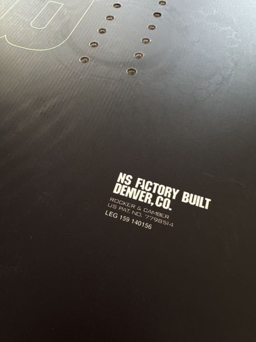 Never Summer Legacy 2014 snowboard