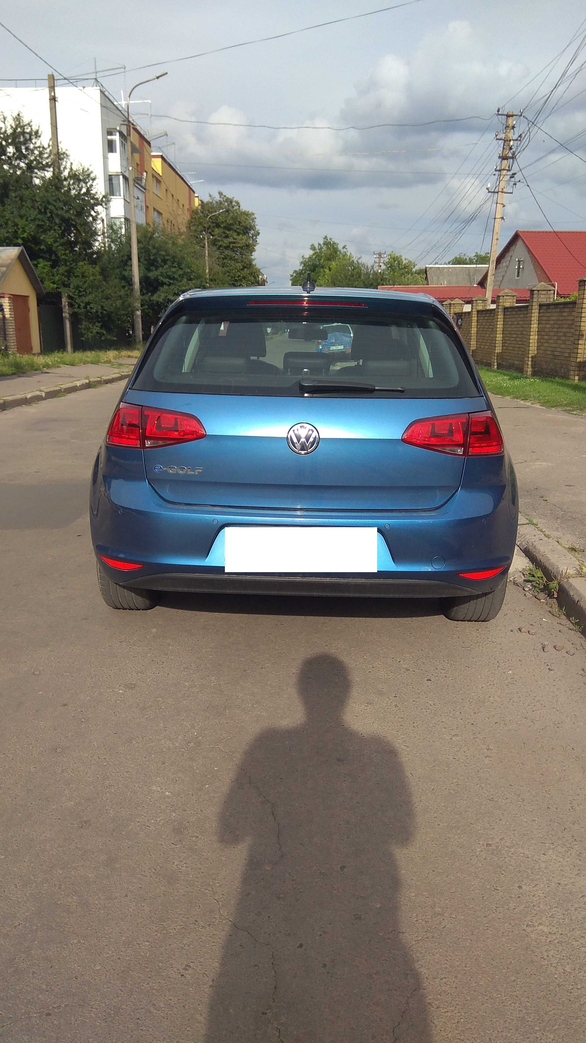 Продам Volkswagen e-Golf 2014