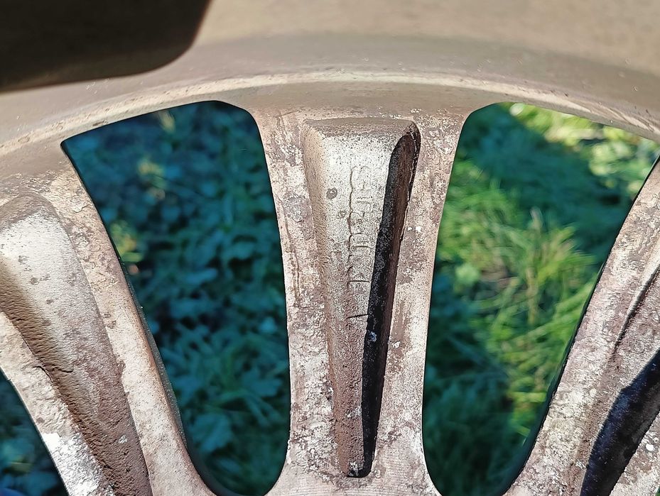 Alufelgi 5x114,3 215/55/17 zimowe Suzuki SX4 S-Cross Toyota Nissan
