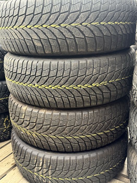 Nexen 225/60/17 зимові
