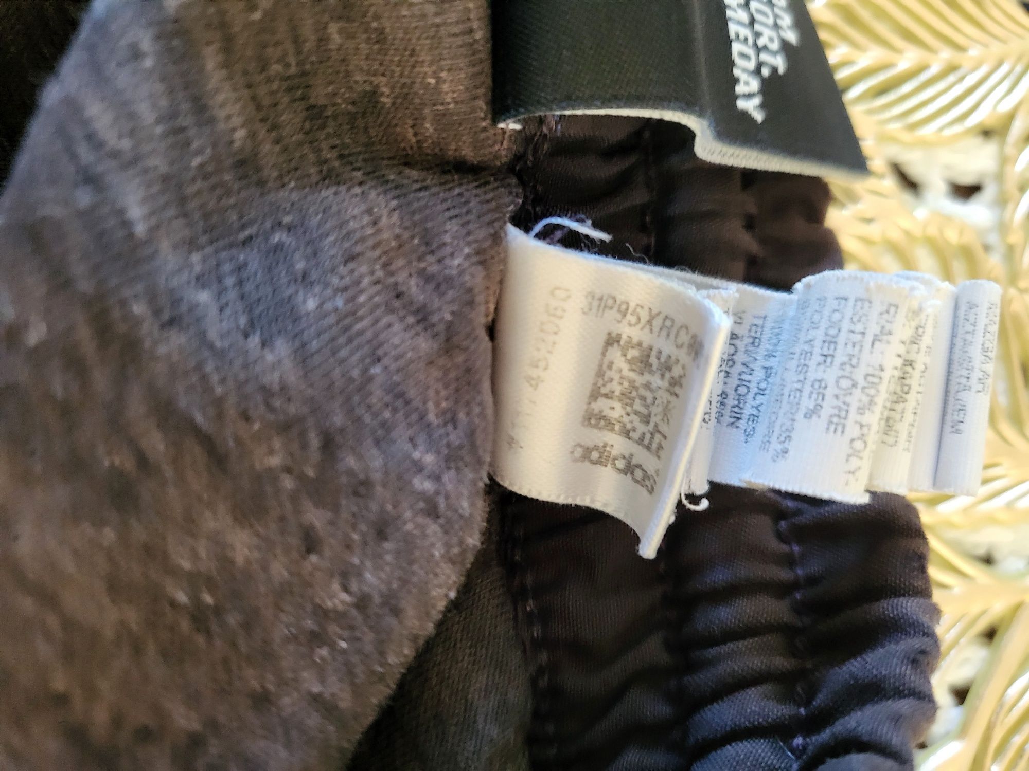 Spodnie dresowe adidas-unisex