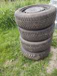 Opony zimowe Dunlop 195/60 R15 z felgami