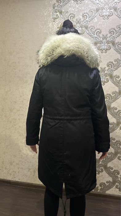 Продаю натуральну мехову парку