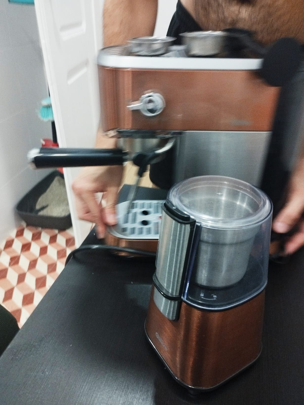 Cafeteira + Moedor Qlive Q.5724