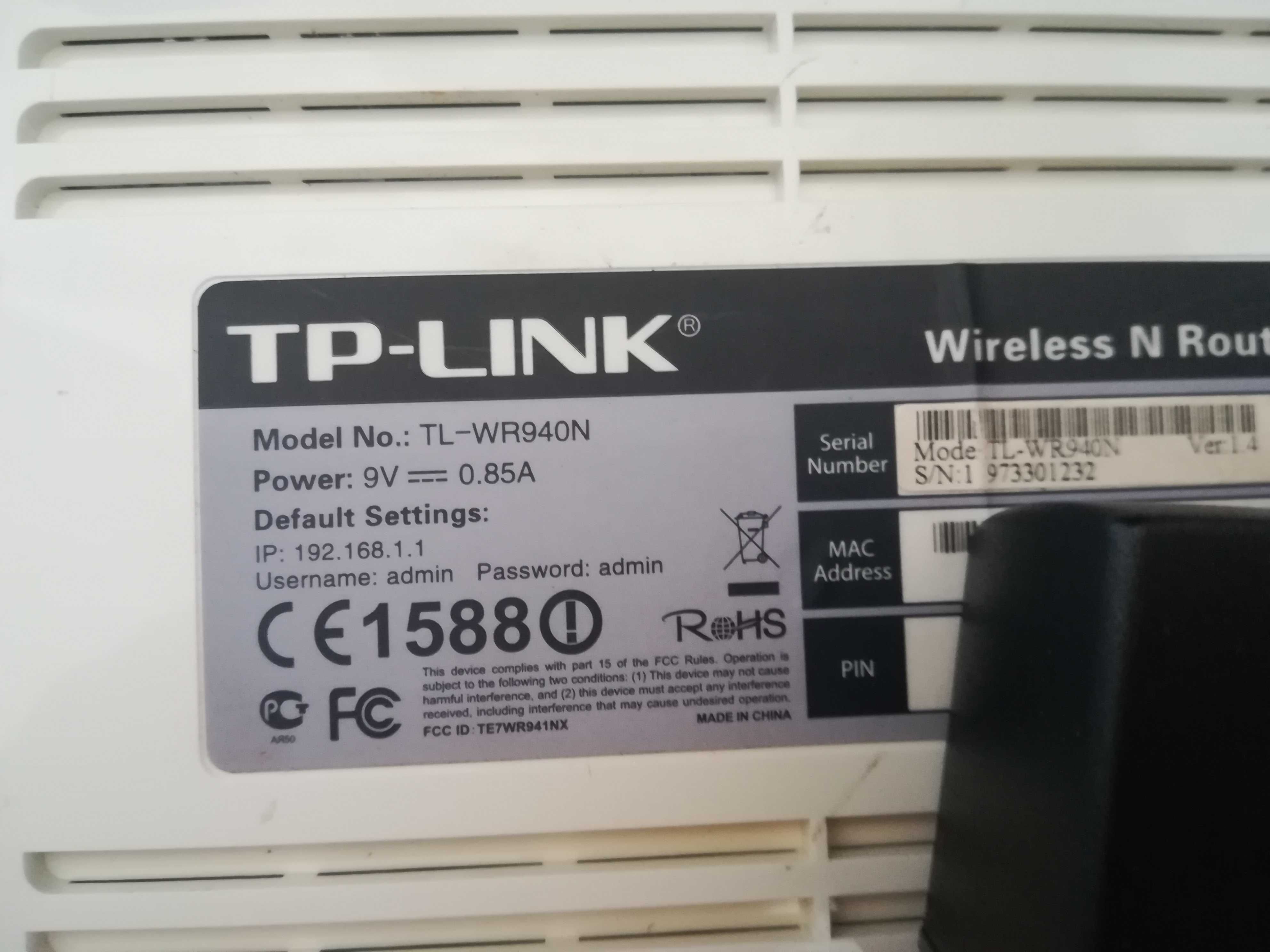 Рабочий роутер TL-WR940N  с новым блоком питания 3 антены
