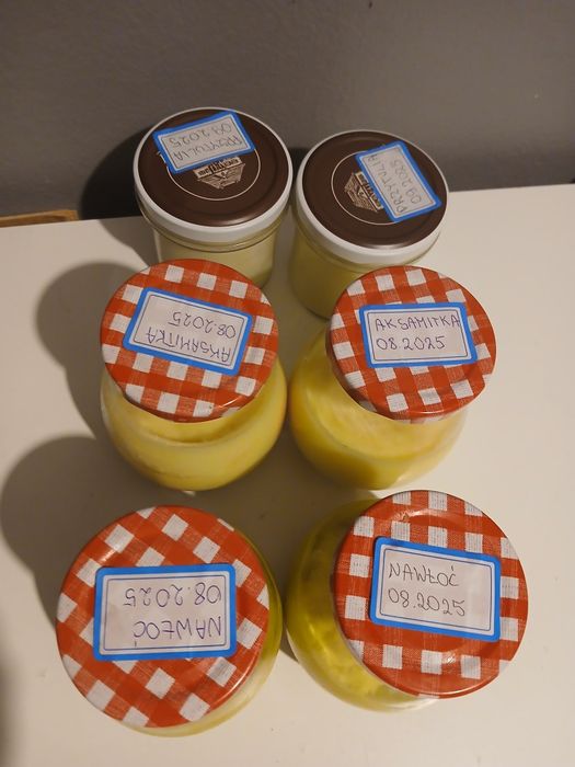 Domową maść aksamitka nawłoć przytulia