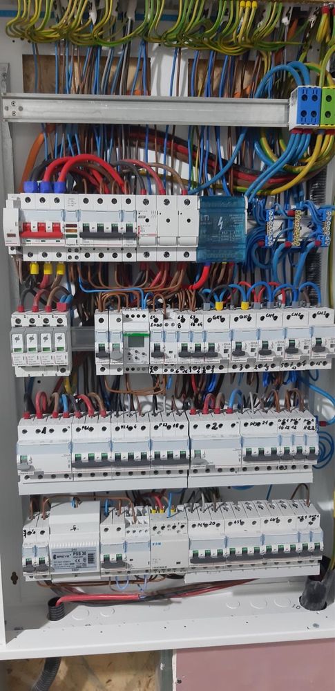 Instalacje elektryczne