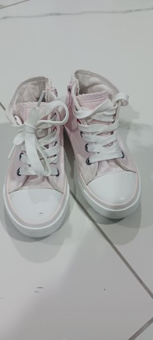 Trampki dla dziewczynki