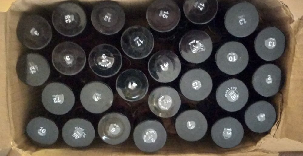 Lote de 28 vernizes novos da marca Purple