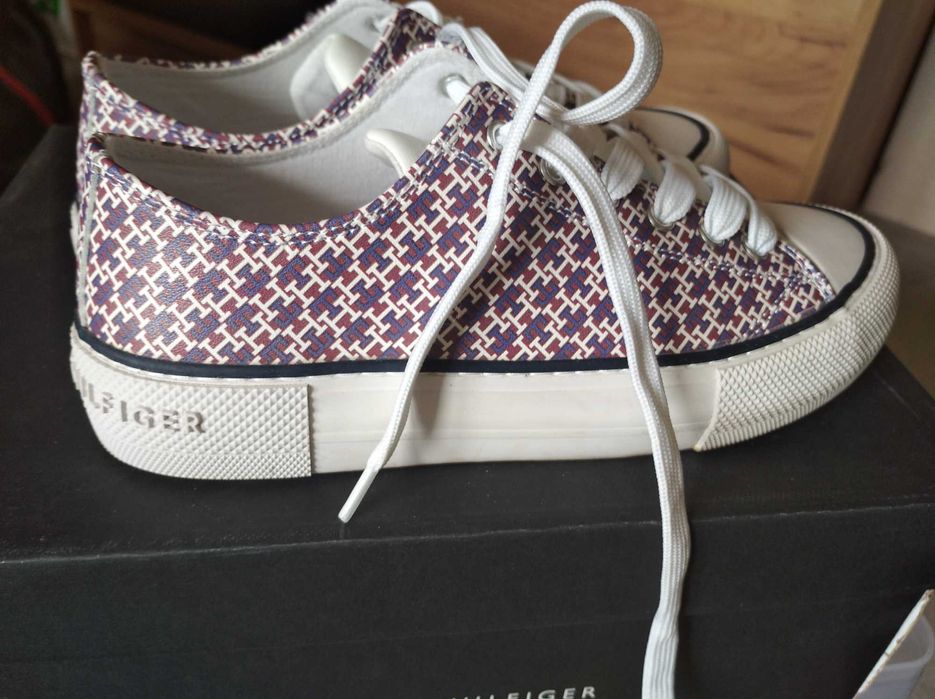 Tenisówki damskie Tommy Hilfiger